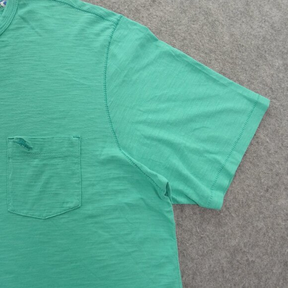 Tommy Bahama Shirt Mens Large Green Crew Neck Short Sleeve Logo Pocket - Picture 2 of 14